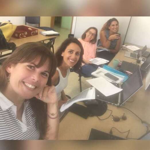 Cuatro de las docentes que integran la Comisión Erasmus+ del IES Jinámar (Foto TA)